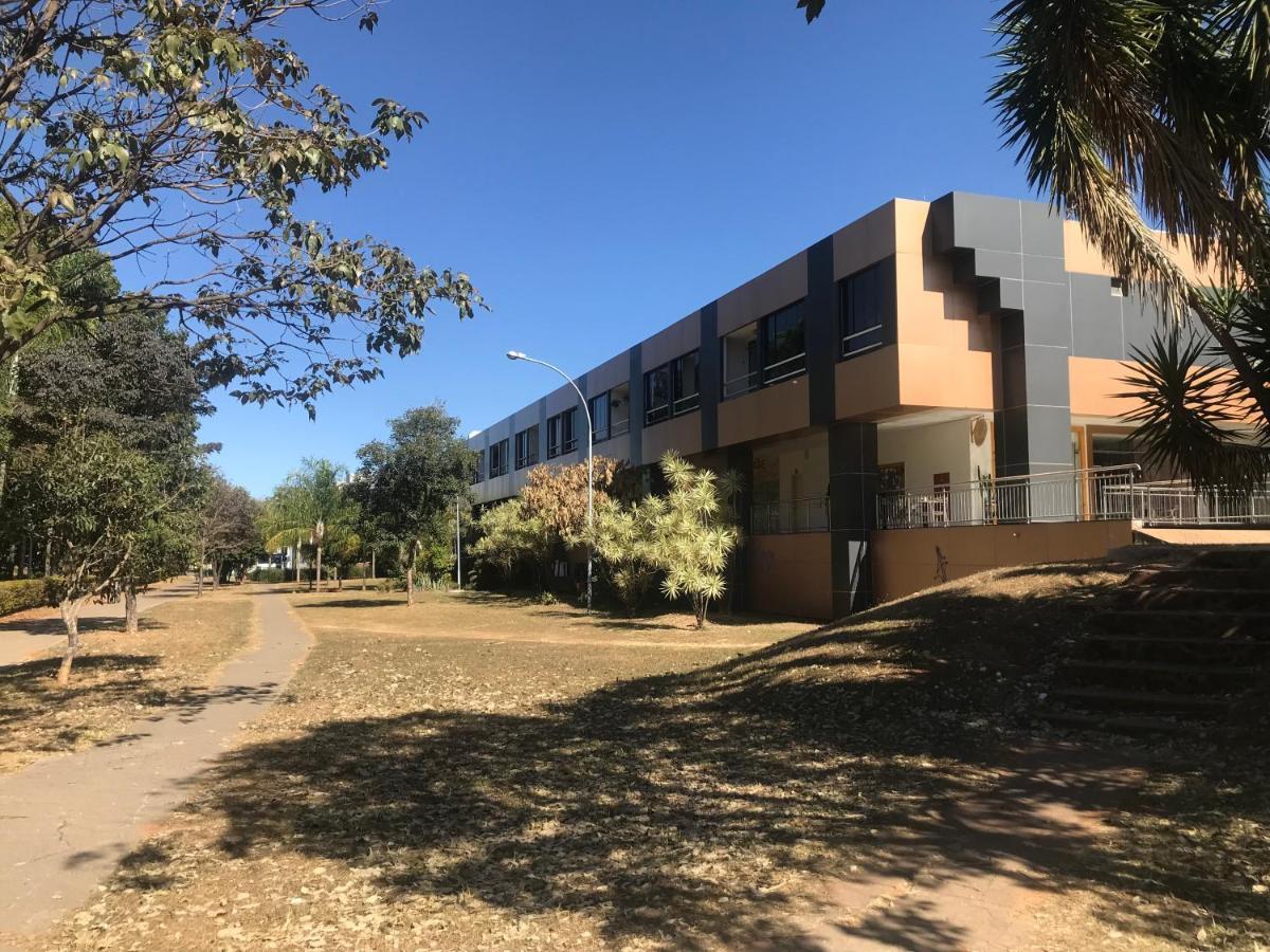 Kitinet 2/4 No Sudoeste * 巴西利亚